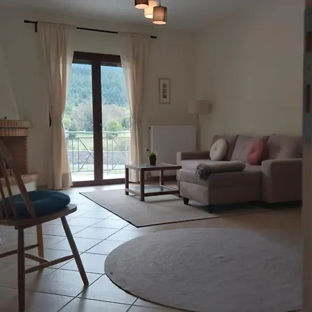 Maisonette بيت للعطل *