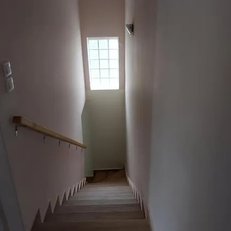 Maisonette بيت للعطل