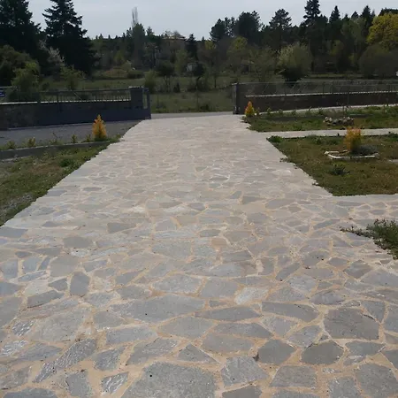 בית נופש Maisonette ויטינה